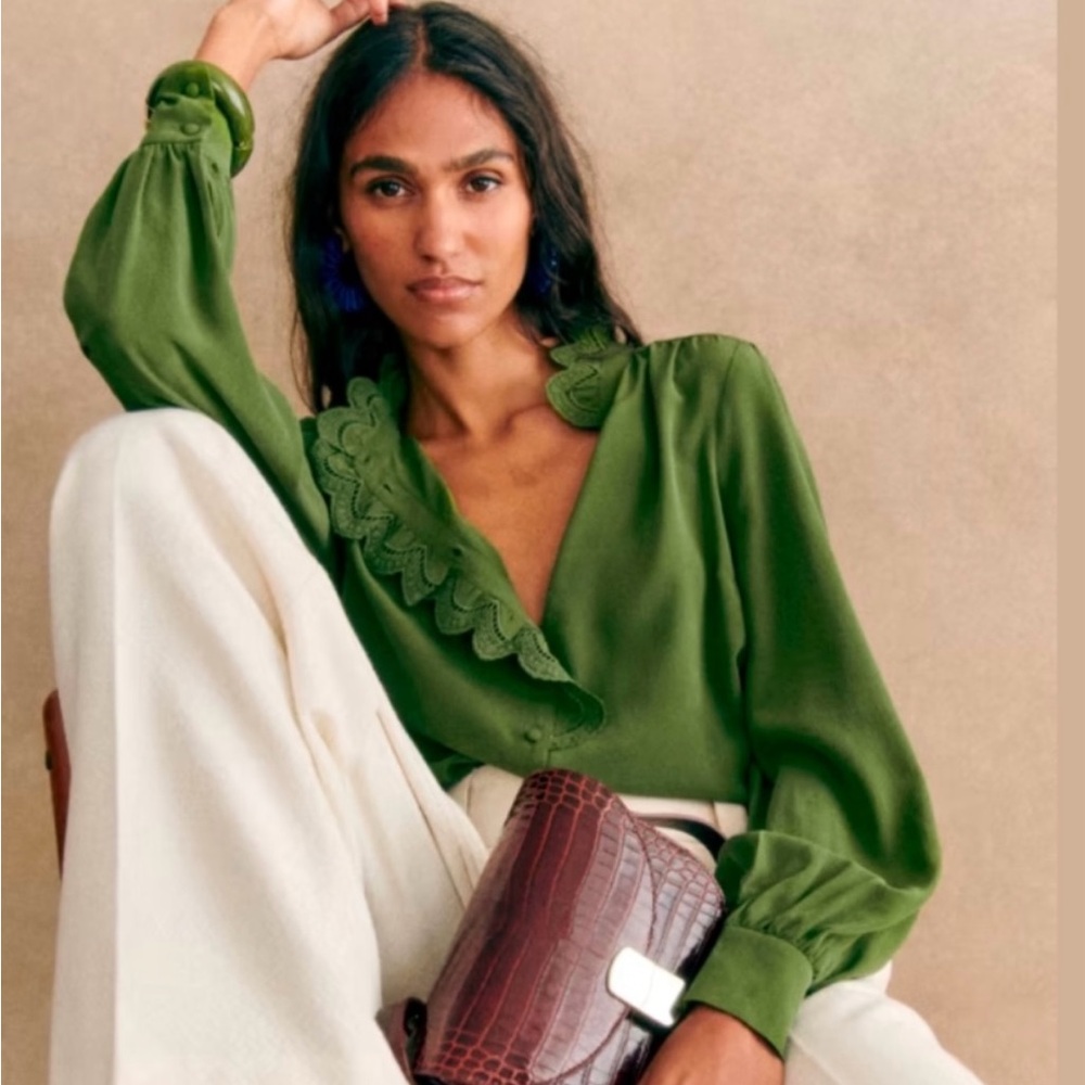 NWOT Sézane Chlo Silk Shirt in Olive Green
